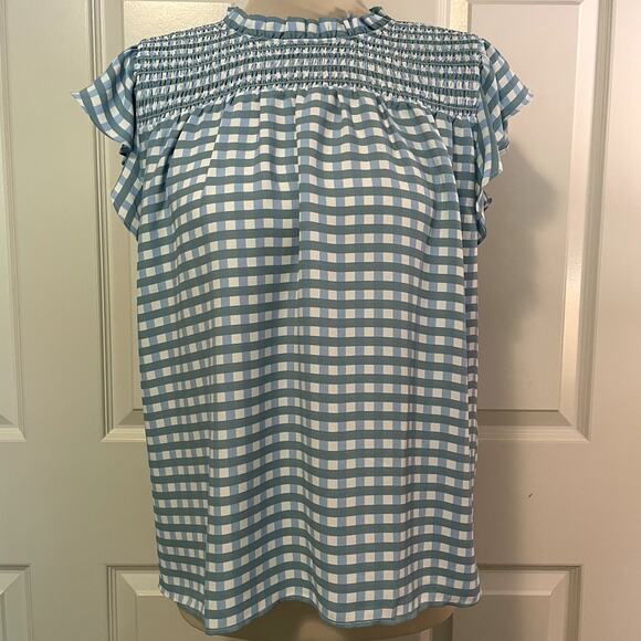 Ann Taylor Women's Gingham Cap Flutter Sleeve Blouse, size Medium - Picture 1 of 8
